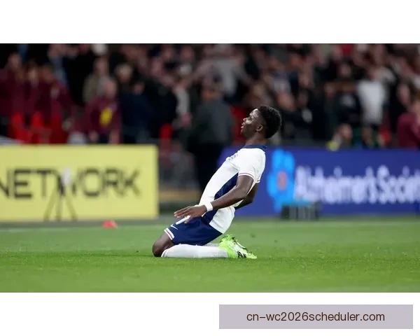 英格兰三球完胜威尔士强势晋级全场压制展现冠军级统治力姿态震撼 英格兰三球完胜威尔士强势晋级全场压制展现冠军级统治力姿态震撼